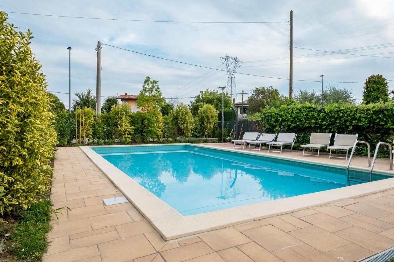 Residenza Gelsomino Apartment Десенцано дел Гарда Екстериор снимка