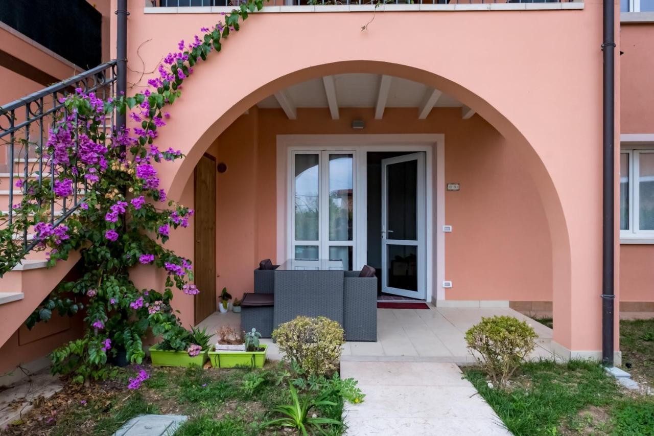 Residenza Gelsomino Apartment Десенцано дел Гарда Екстериор снимка