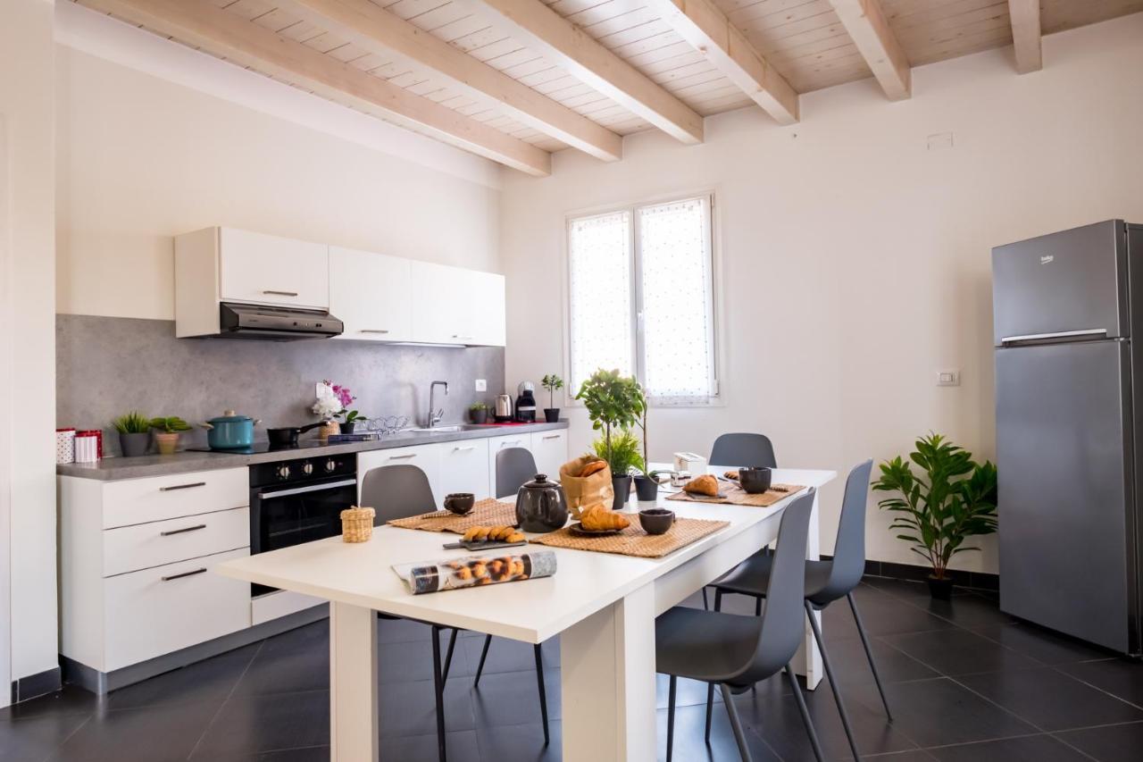 Residenza Gelsomino Apartment Десенцано дел Гарда Екстериор снимка