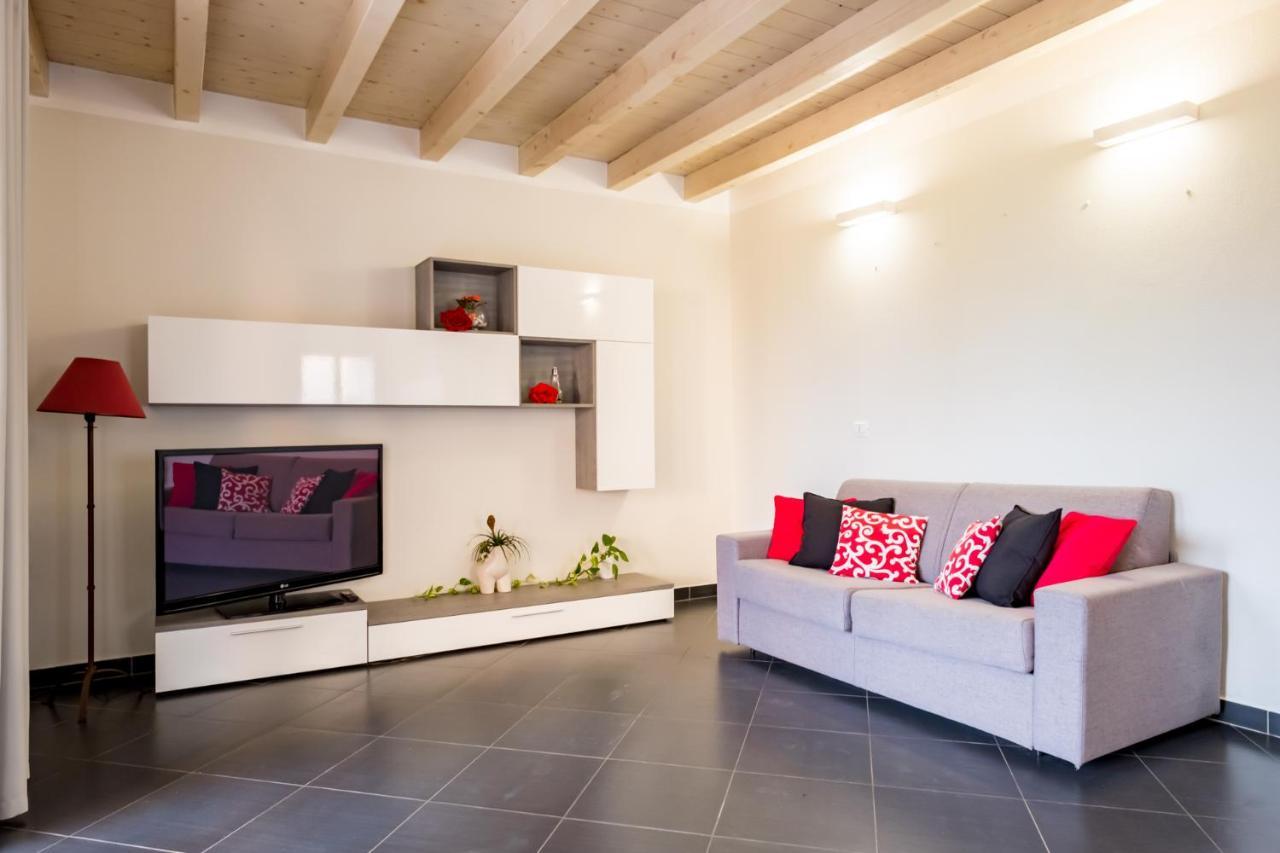 Residenza Gelsomino Apartment Десенцано дел Гарда Екстериор снимка