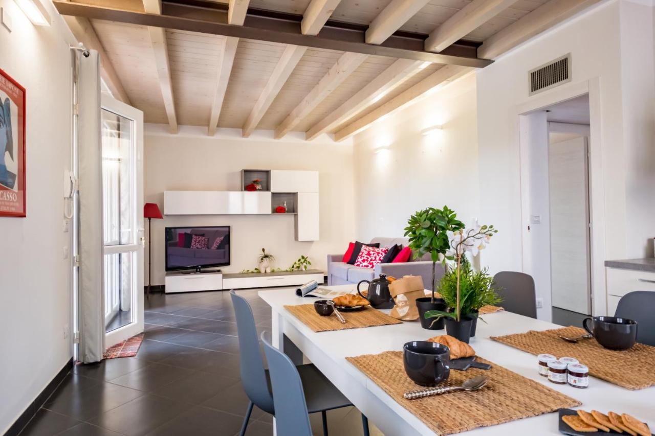 Residenza Gelsomino Apartment Десенцано дел Гарда Екстериор снимка