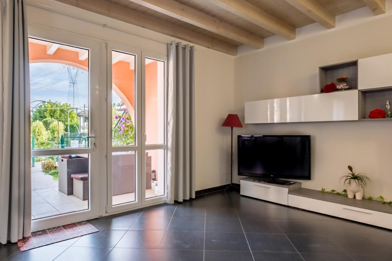 Residenza Gelsomino Apartment Десенцано дел Гарда Екстериор снимка